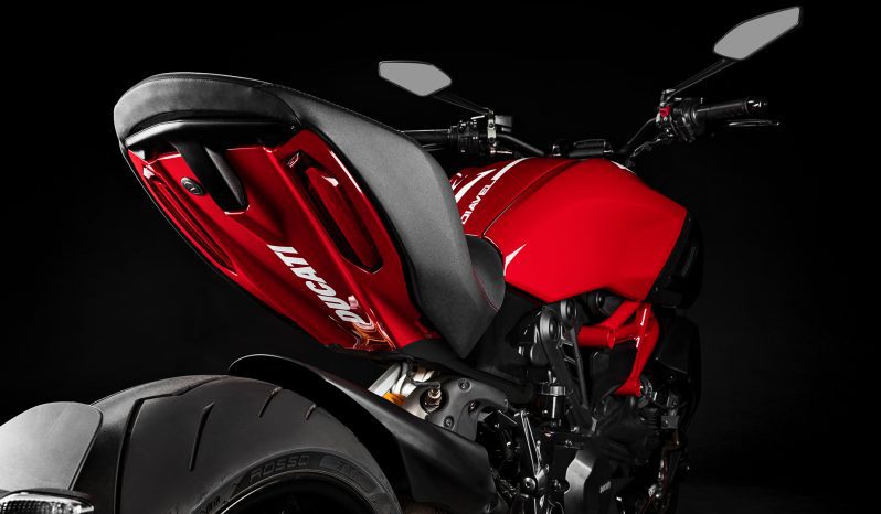 Ducati Diavel 1260 lleno