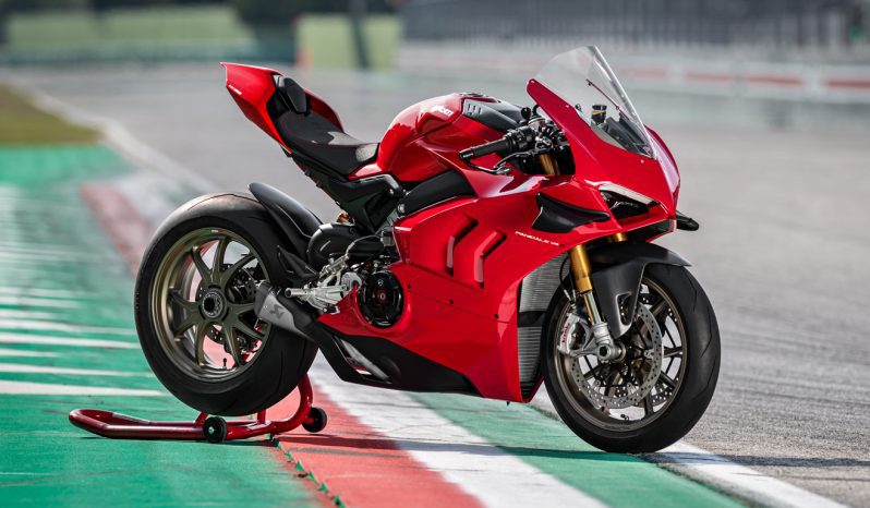 Ducati Panigale V4 lleno