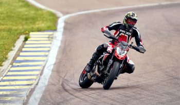 Ducati Hypermotard 950RVE lleno