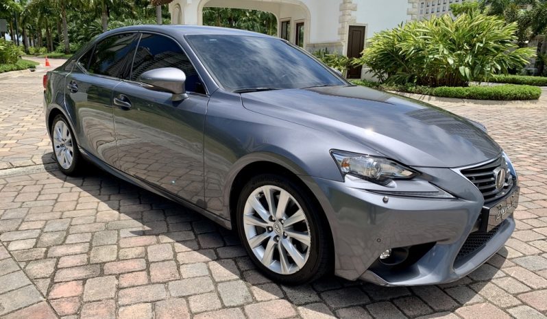 Usado Lexus IS 200T 2016 lleno