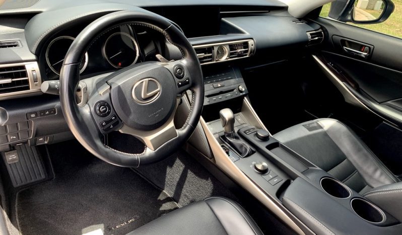 Usado Lexus IS 200T 2016 lleno