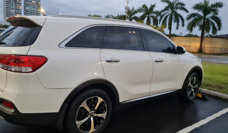 Usado Kia SORENTO 2WD 7 PAS AT 2017 lleno