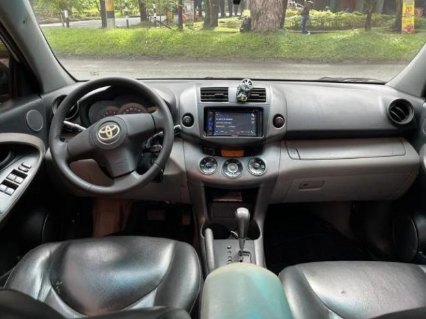 Usado Toyota RAV4 2010 lleno