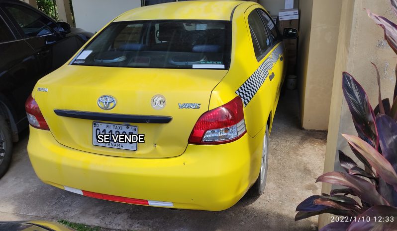 Usado Toyota Yaris 2010 lleno