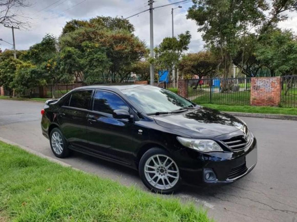 Usado Toyota COROLLA 2012