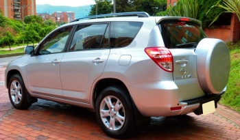 Usado Toyota RAV4 2010 lleno